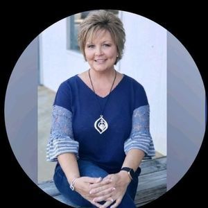 Meet your Posher, Sherry